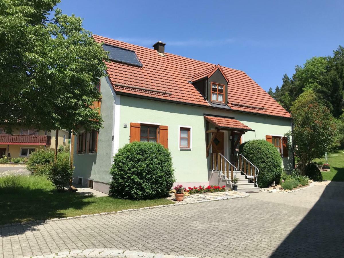 Апартаменти Haberlhaus Konigstein in der Oberpfalz Екстер'єр фото